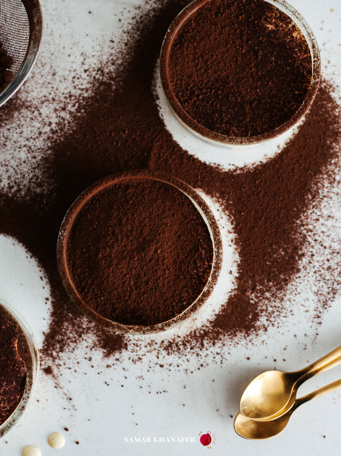 Tiramisu z kardamonem i wodą z kwiatów pomarańczy