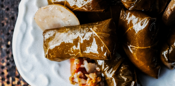 Gołąbki w liściach winogron