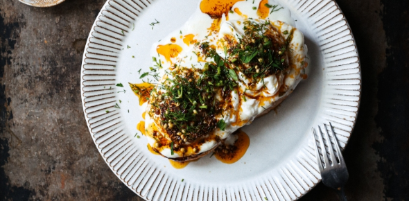 Tost z jajkiem po turecku