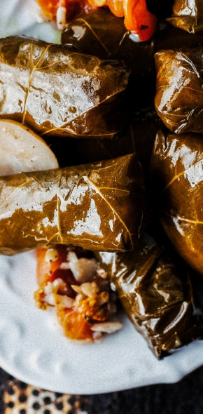 Gołąbki w liściach winogron